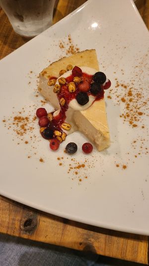 Cheesecake at Paprika Shokudo Vegan in Osaka