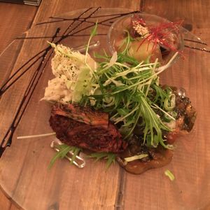 chef 4 appetisers  at Paprika Shokudo Vegan in Osaka