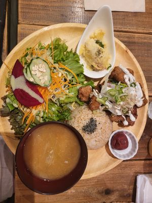 Kaarage Lunch Set at Paprika Shokudo Vegan in Osaka