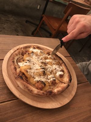 Tempeh pizza! at Paprika Shokudo Vegan in Osaka