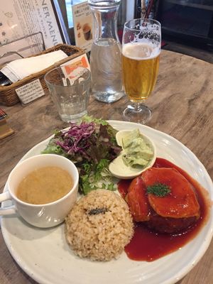 Cheese hamburger lunch meal set at Paprika Shokudo Vegan in Osaka
