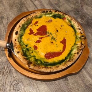 Tomato and Chlorella Genovese Sauce Pizza at Paprika Shokudo Vegan in Osaka