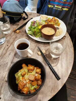Teriyaki tempeh rice bowl and set meal. at Paprika Shokudo Vegan in Osaka