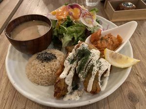 Kaki Fry (oyster fry) at Paprika Shokudo Vegan in Osaka