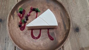 豆腐チーズケーキ at Paprika Shokudo Vegan in Osaka