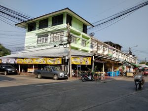 Restaurant exterior at Pho Jan vegetarian in Phetchabun