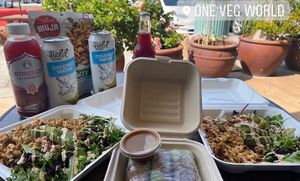 Highly recommend the jackfruit bowl from here. They also have vegan items in store!! ☺️ #Veganuary at One Veg World in West Covina