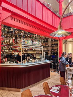 Bar at Maslow - Temple in Paris