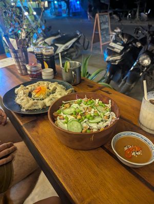 Vegan dumplings with the peanut soy cabbage salad at Three Sisters Kuta Lombok in 