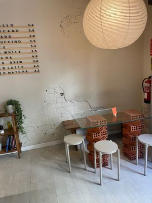  at Mezcla Café in Madrid