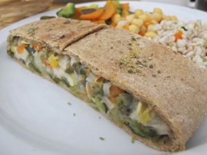 vegetable pie with vegan cheese at Uriel in Cordoba