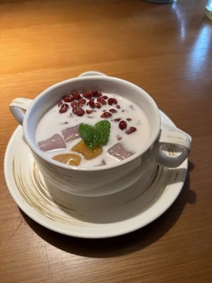 Coconut milk dessert  at QingChun Perma (慶春樸門) in Beijing