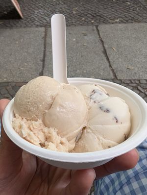 Hazelnut baobab and oat milk strachiatella at Tribeca Ice Cream in Berlin