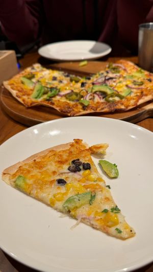 Pizza (took off the onions because I’m oriental veg’n)  at Preserve in Taipei