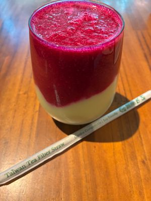 Dragonfruit guava juice at Preserve in Taipei