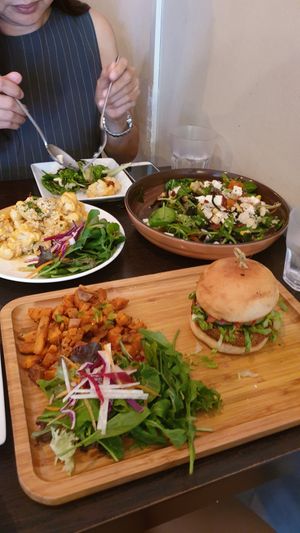 Smoked Stacked Burger, 'Mac n Cheese' Cauli Bites & Kyoto Summer Salad at Afterglow by ANGLOW in Central Singapore