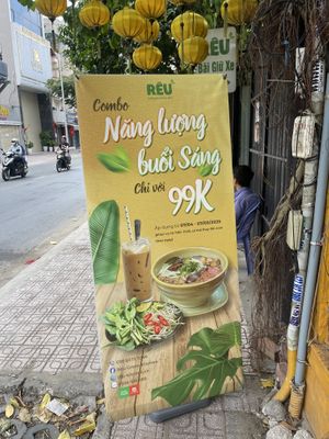   at RÊU Green Kitchen in Ho Chi Minh City