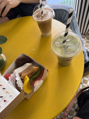 Drinks with vegetal milk   at Maison Sucrée in Marrakech