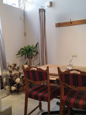 Interior styling at Atomiyosowaka in Tokyo