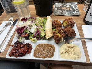 Falafel Teller  at Vegi in Tubingen