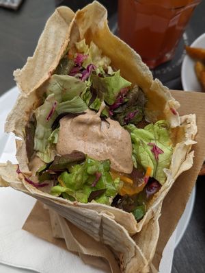 Falafel Schlossplatz with peanut at Vegi in Tubingen