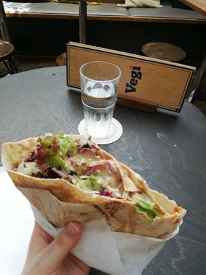 Falaffel with tahini and sweet mustard at Vegi in Tubingen