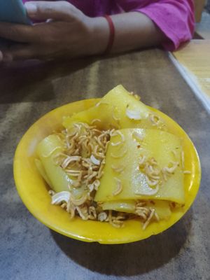 Wai wai laphing at Himalayan Dorjee Restaurant in Pokhara