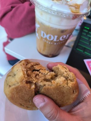 Galleta bisscoff 🫶🏻🤤 at Dolce Vegan Bakery in Bogota