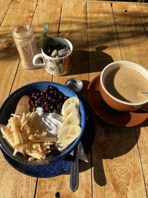 porridge at New Earth Cafe in Coolum Beach