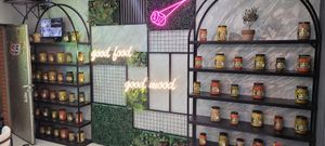  at Rhulo Çiğköfte in Winterthur