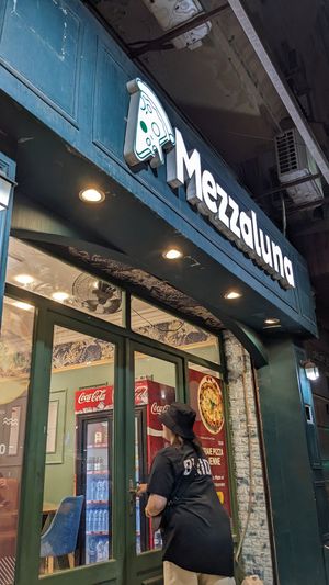  at Mezzaluna  in Blida