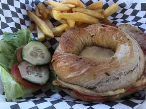 Combos at GL Bagels in Guadalajara