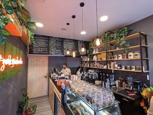  at Garden The Juice Bar in Milos