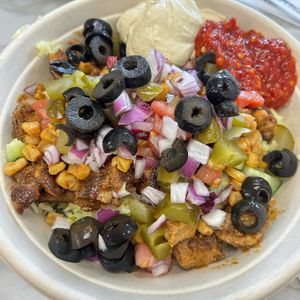 Build your own bowl protein ( roasted lamb, chicken kabobs, beef kabobs,gyro,falafel)
Zafran rice 
Arugula, romaine lettuce, lots of fresh toppings include Jerusalem salad  at Zakee Mediterranean Street Food in Akron