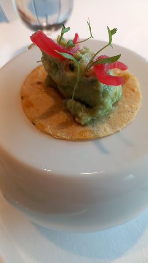 Taco de guacamole at Restaurante Solana in Ampuero