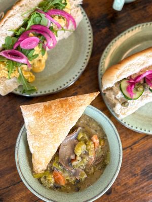 Pot Pie at The Leafy Stop in Wellington