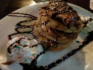 vegan pancakes desert at Lily Burger in Berlin