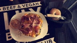 vegan Mac&cheese with vegan bacon  at Lily Burger in Berlin