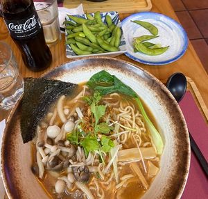 Edamame y ramen de setas.  at Ran Ramen in Vilanova I La Geltru