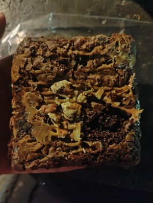 brownie con caramelo at Por Siempre Vegana - Food Stall in Mexico City