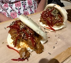Pulled ‘pork’ bao buns  at Shlen - Chamberi in Madrid