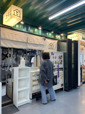   at Zzu home - 쯔유집  in Seoul