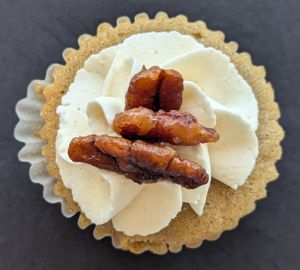 Hummingbird at Likely Ivy in Portland