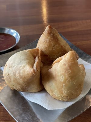 Samosa  at Ganges in Yongin