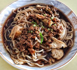 Mala noodles at San Seng Tong Buddhist Association - 三圣佛堂 绿茶坊 in Kuching