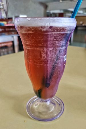 Peach green tea at San Seng Tong Buddhist Association - 三圣佛堂 绿茶坊 in Kuching