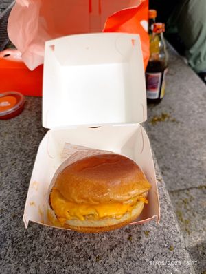 Mac Burger at BETR Burger  in Hamburg