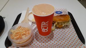 Coleslaw, Strawberry Shake and Betr Mac at BETR Burger  in Hamburg