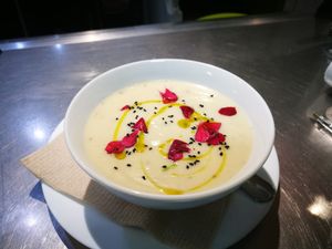 Crema de coliflor con leche de coco.  at Tapaste in Tenerife