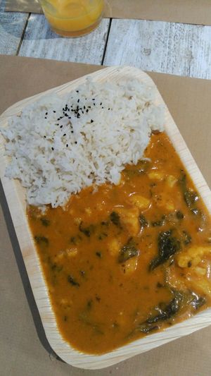 Curri de coliflor con arroz basmati at Tapaste in Tenerife